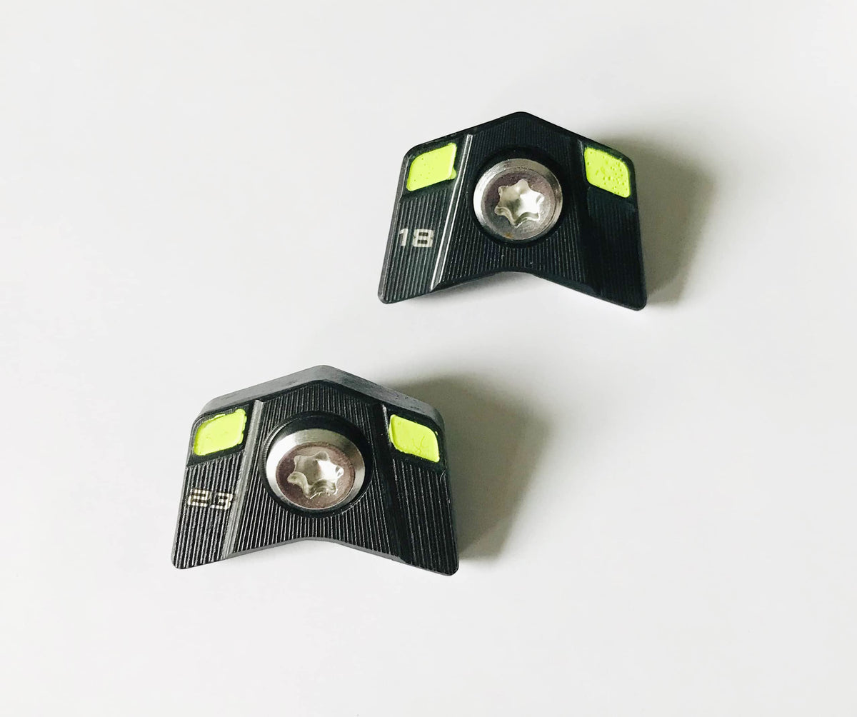 Cobra King RAD Speed XB 16g weight screw for customization and balance.
