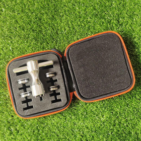 Generic two 5g weights for precise balance and feel.