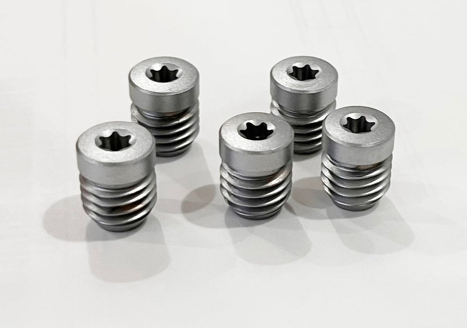 Generic Ping weight screw 14g for irons, adjustable tuning for a better feel.