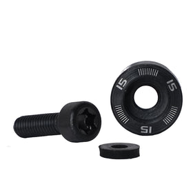 Generic 15g weight for Qi35 series simplifies on-course tuning.