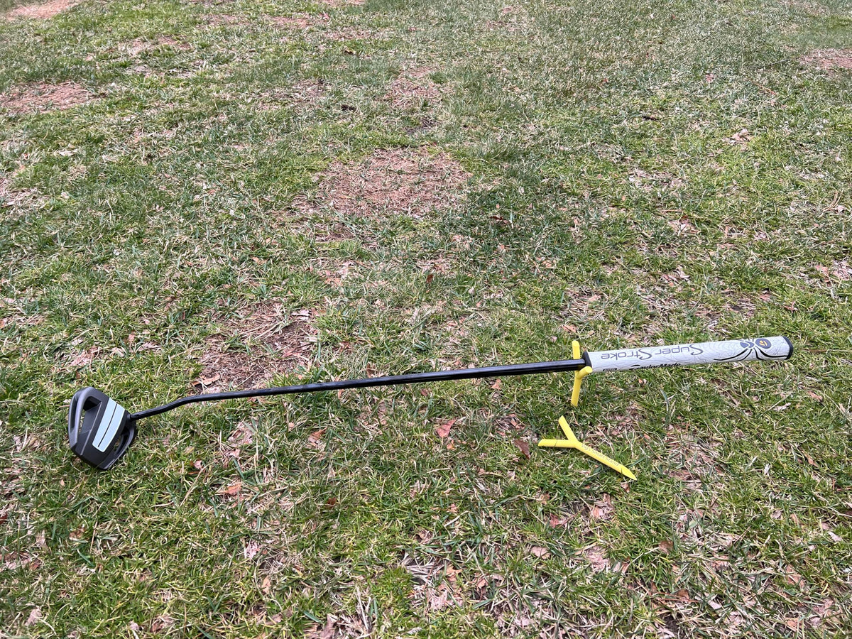 Pocket-ready golf accessory that fits in bags and pockets