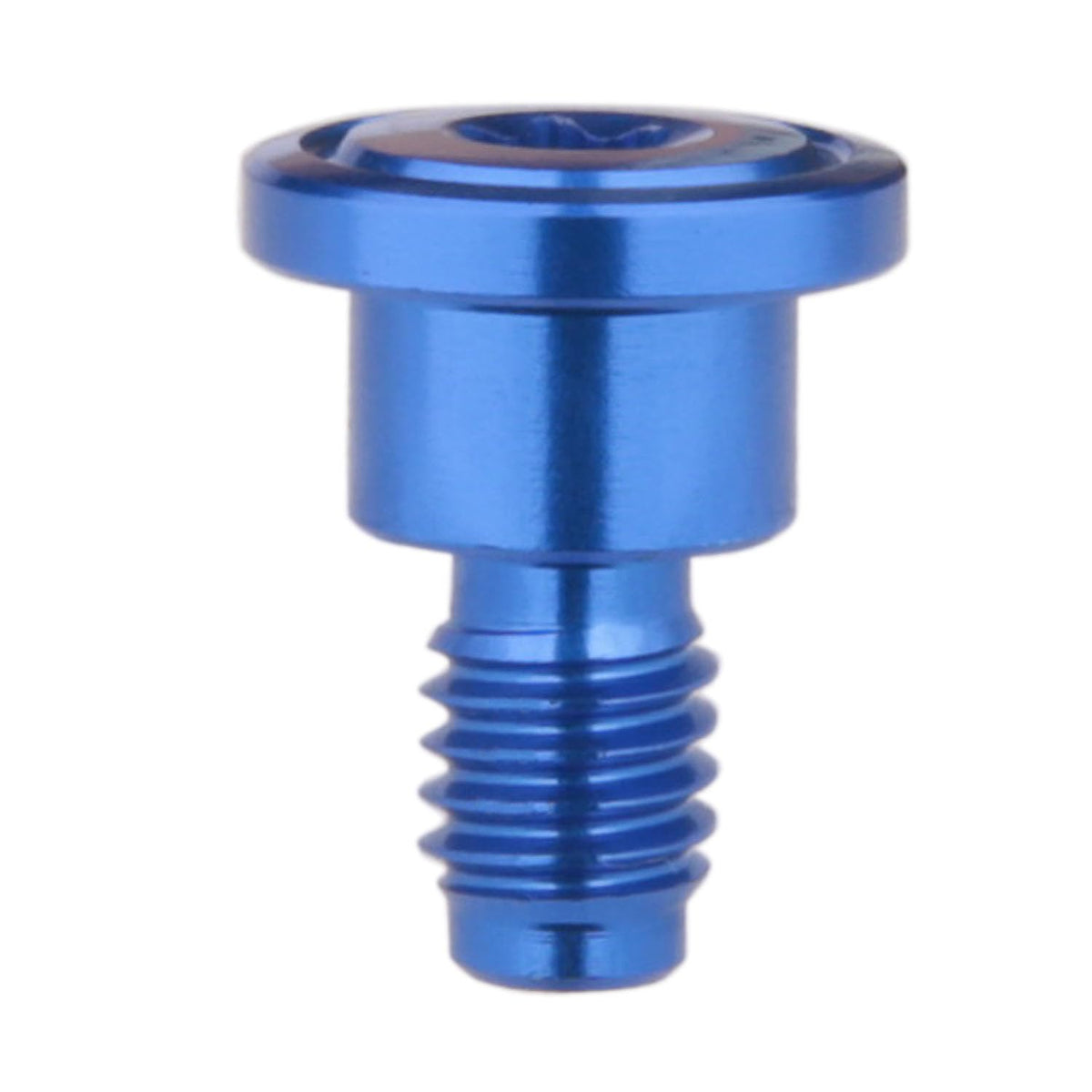 Four weights 16g–19g to dial in driver performance.