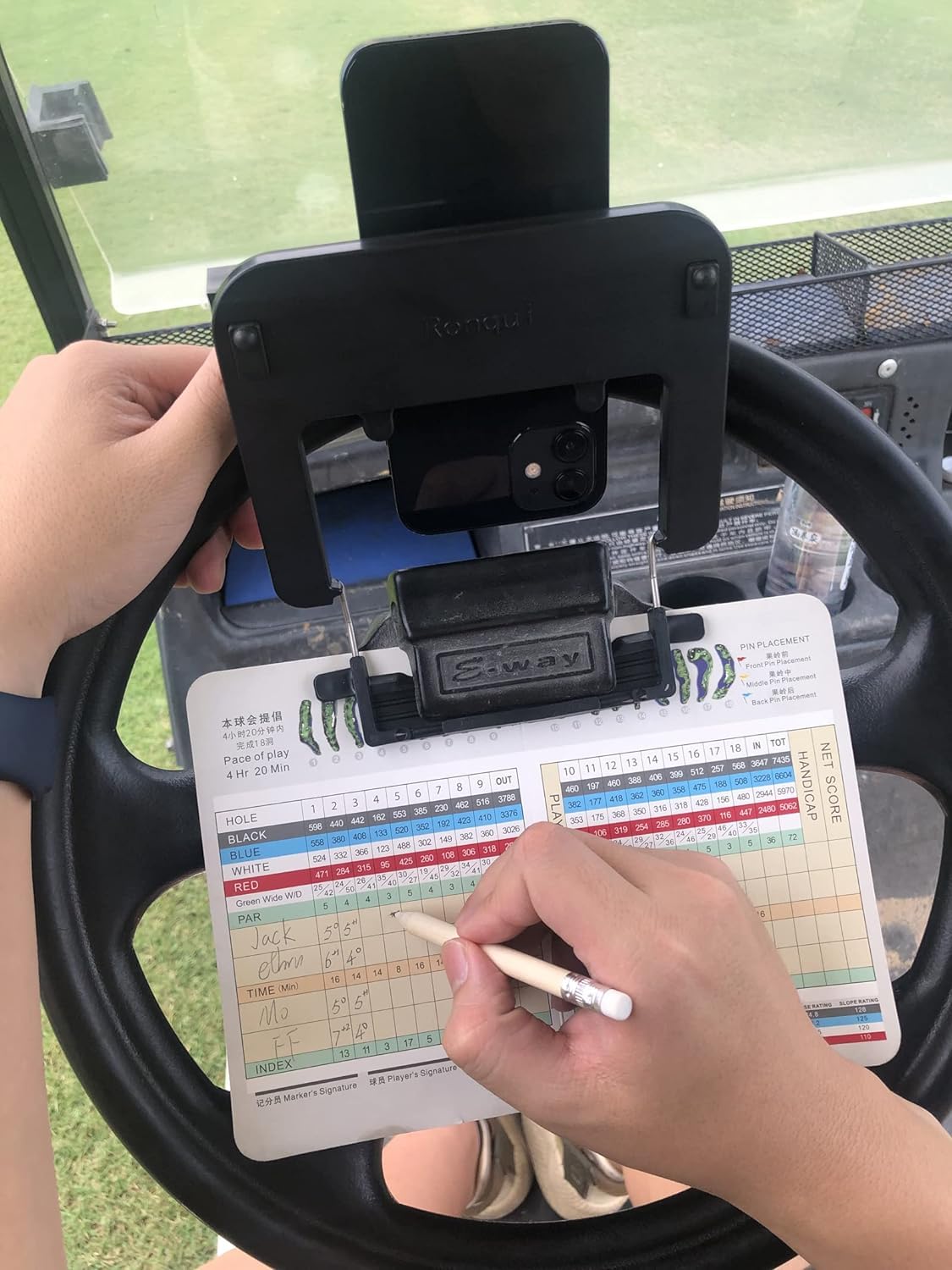 giantgrown golf cart phone holder flip-up demonstrates quick access to a scorecard
