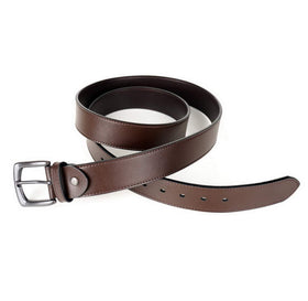 Giantsize brown leather belt in elegant gift box
