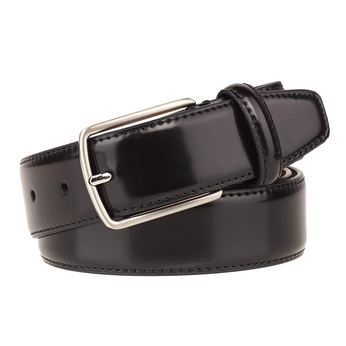 Giantsize buckle detail shows a sturdy, scratch-resistant finish for daily use.