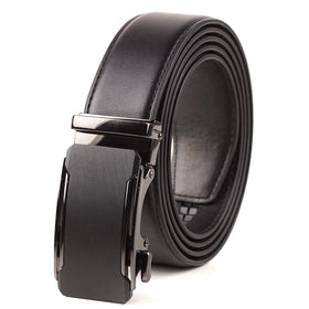 Giantsize extra-long ratchet belt buckle closeup showing durable stitching for a secure fit.