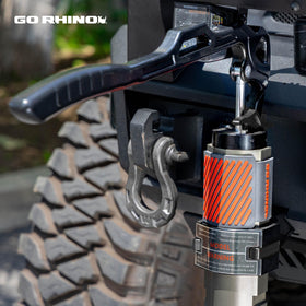 Go Rhino! EG1 hydraulic jack bag in use for safe transport