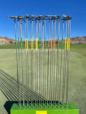 GolfClubSpike simple in-out design improves club visibility during play