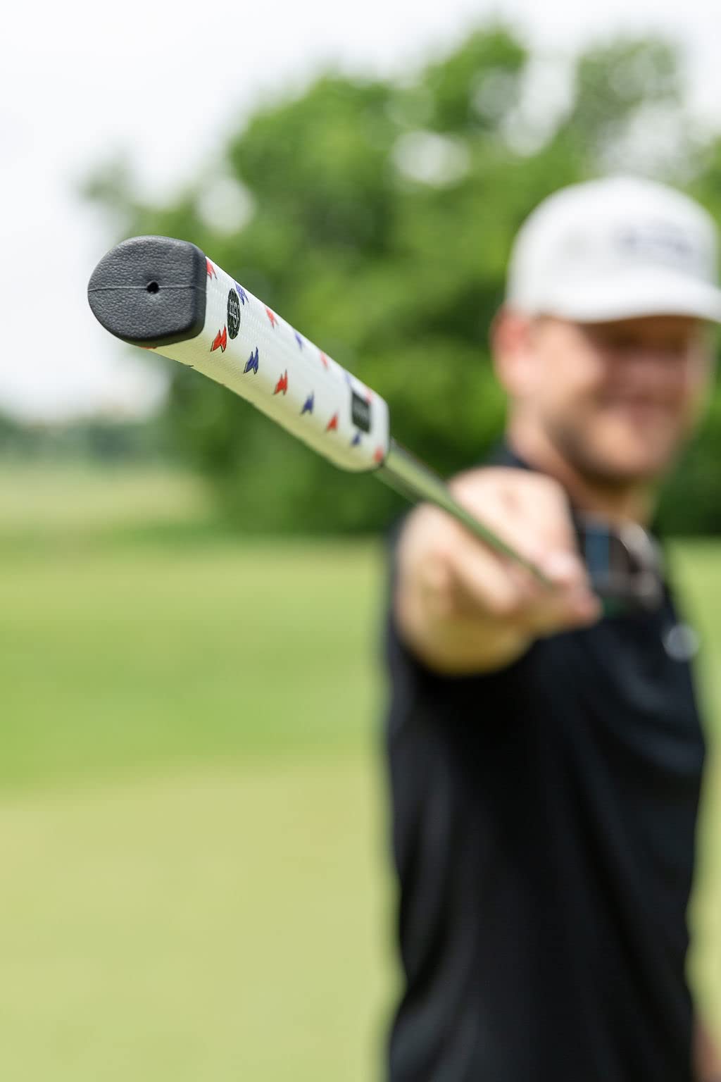 GOODPUTTS Leo grip enhances feel during swing and setup