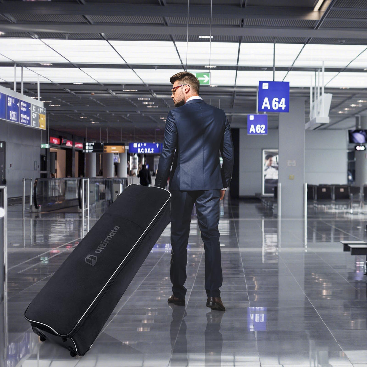 Goplus three pull handles simplify lifting and maneuvering the bag