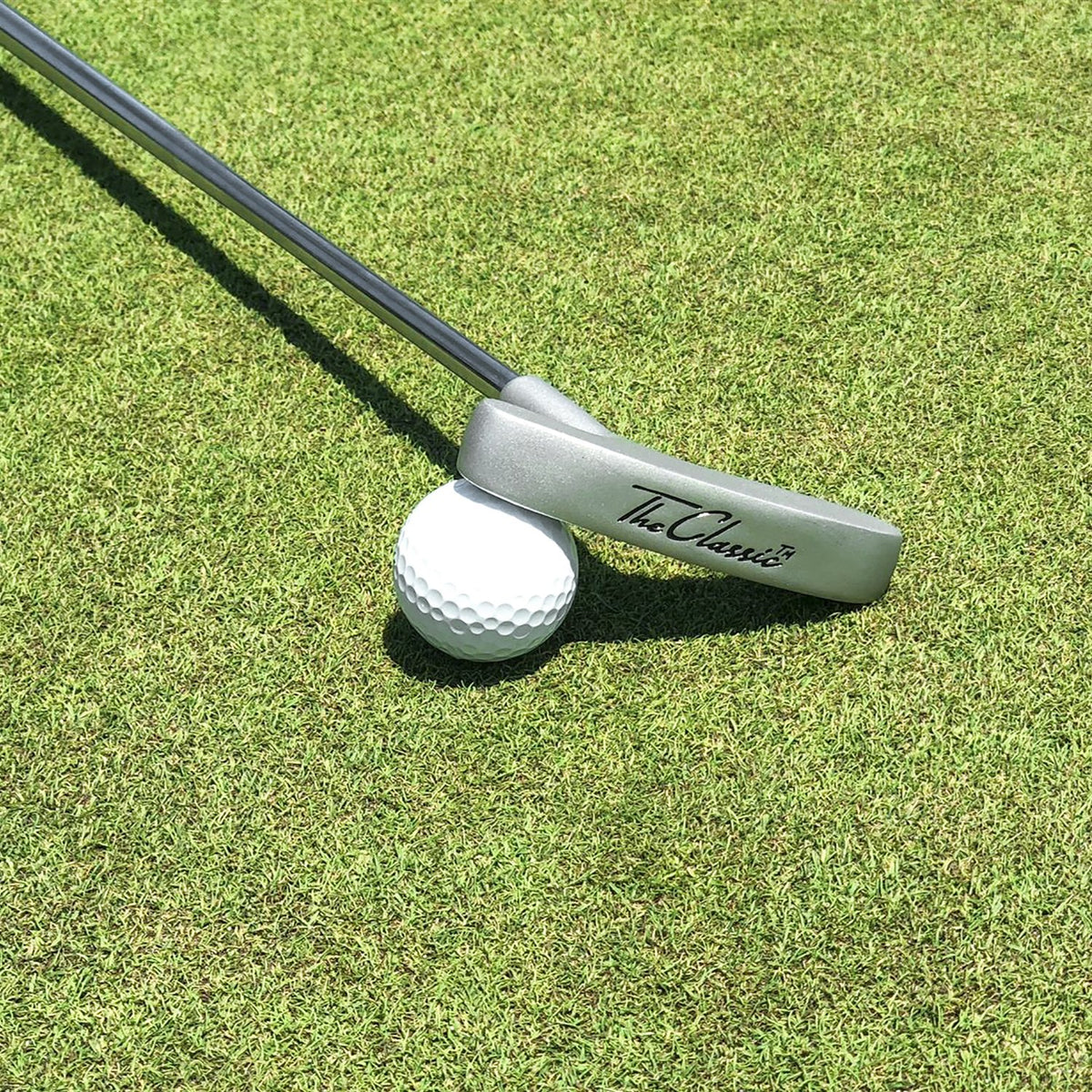 Standard 35 inch length supports comfortable short game practice