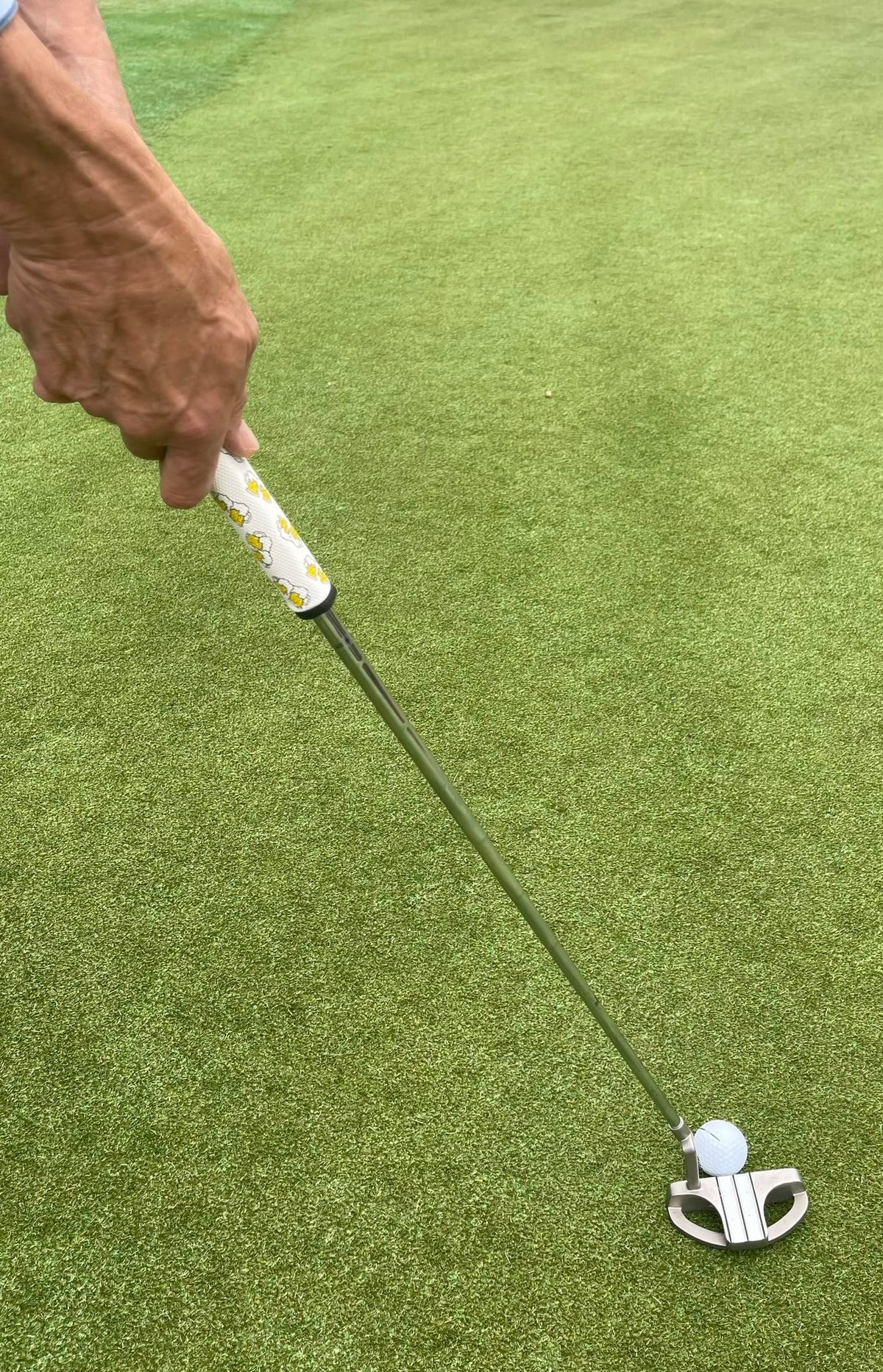 Grip & Rip Golf Round 2.0 Cheers Edition putter grip style options for personal feel
