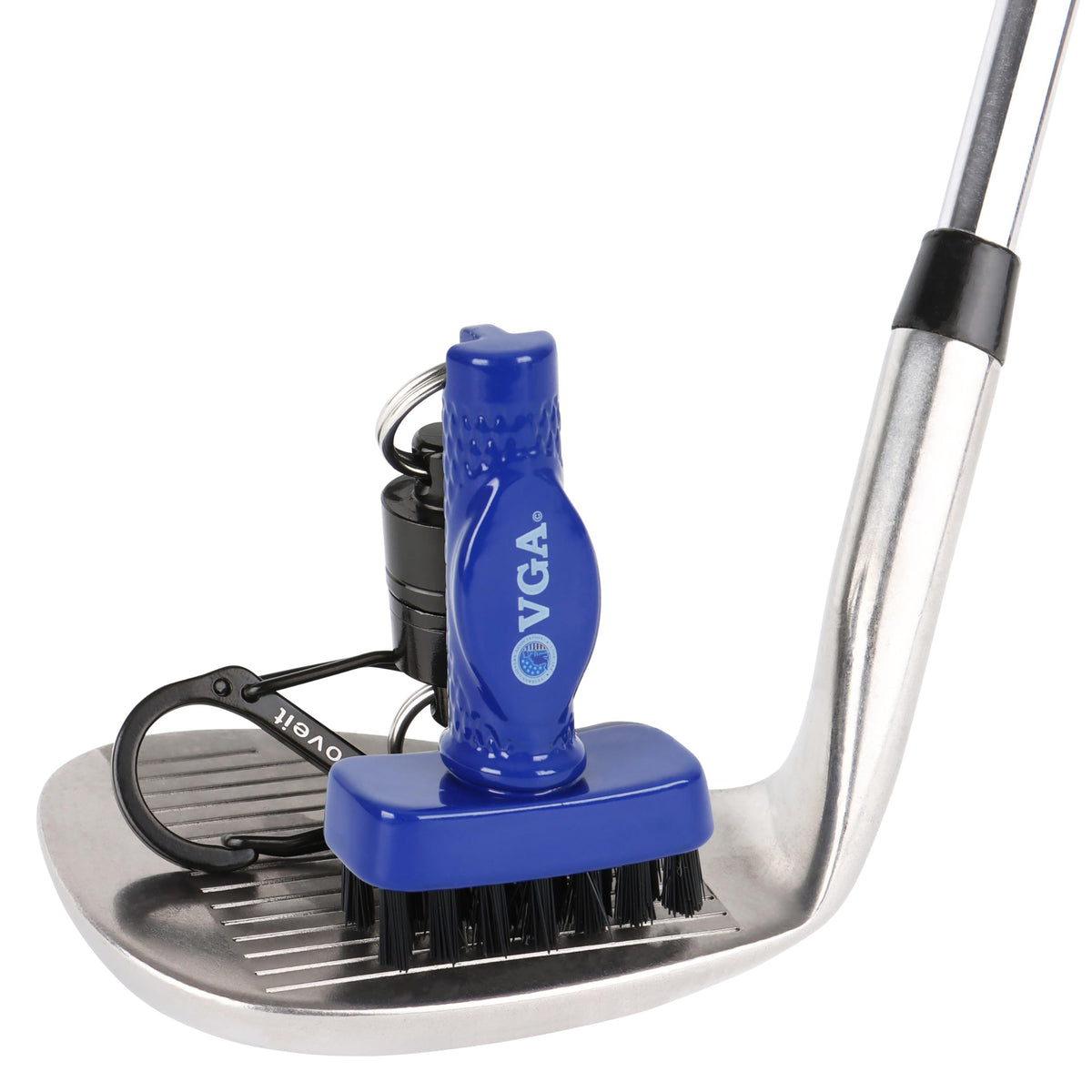 Grooveit MiniG golf club cleaning brush in action, keeps clubs cleaner for better shots.