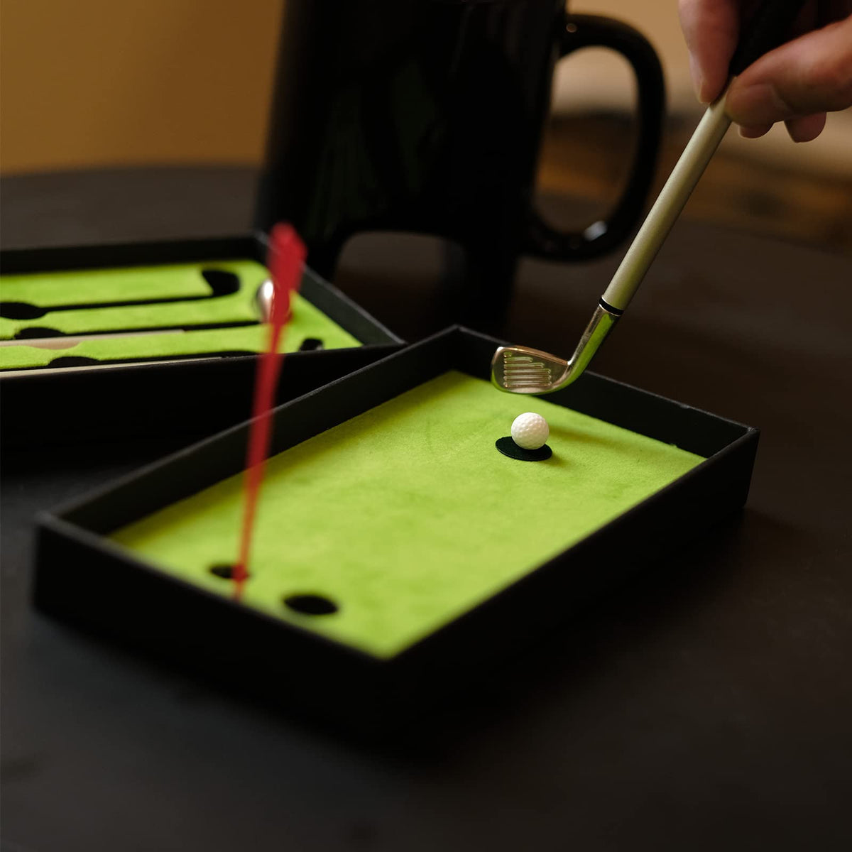 GUTE Golf Gift Idea for golf lovers and desk enthusiasts