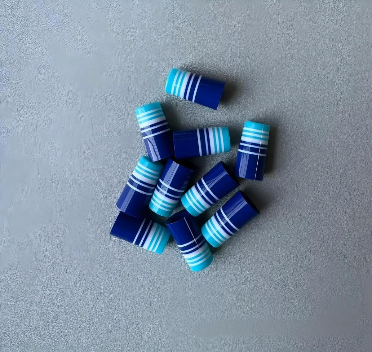 HAUSEE blue-accent ferrules enhance aesthetics while staying functional during re-builds.