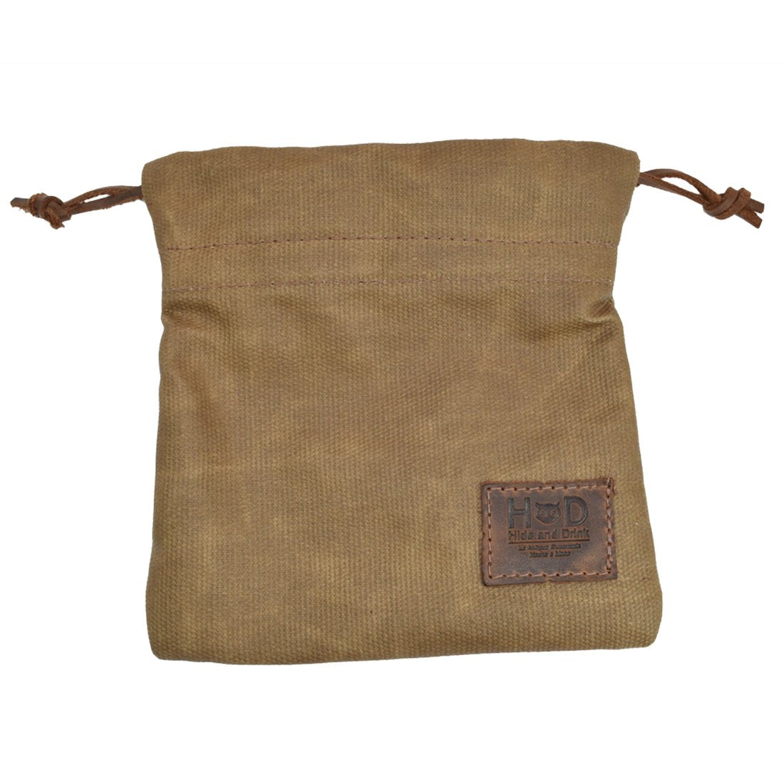 Gift-ready Hide & Drink pouch for golf-loving friends