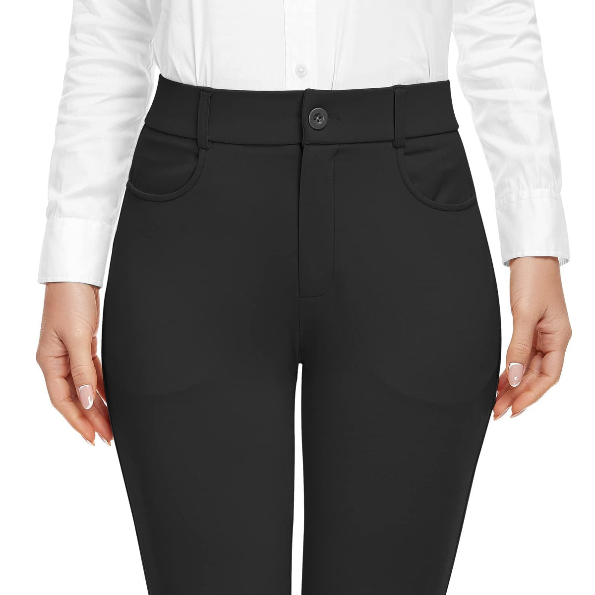 HISKYWIN HF838 back pocket detail, secure storage for essentials.