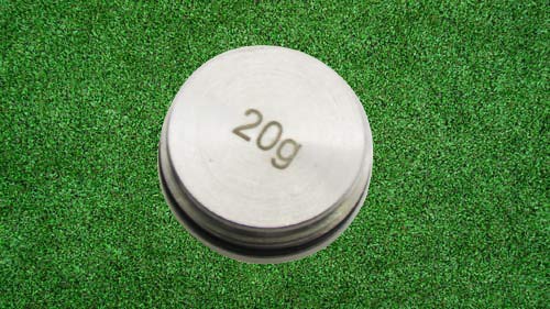 HISTAR red putter weight inserted into the head for enhanced balance