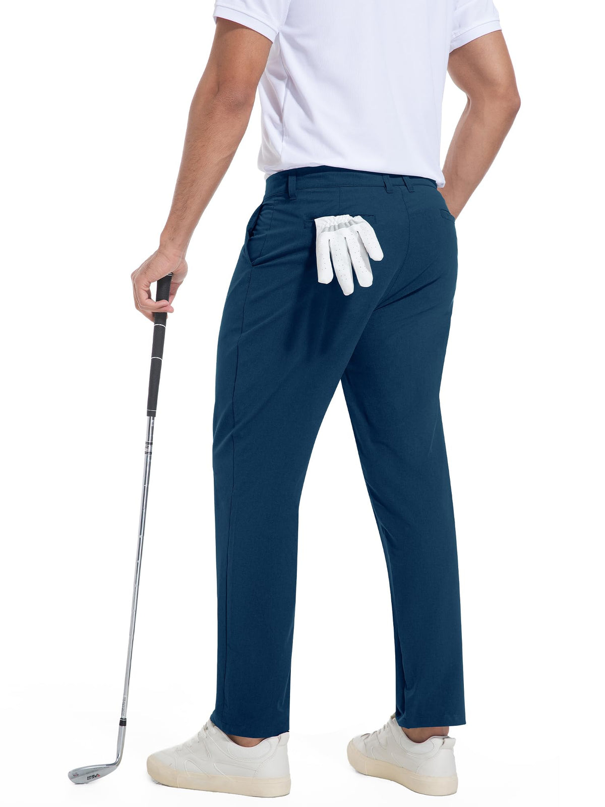 Holure golf pants feature a zippered pocket to secure valuables.