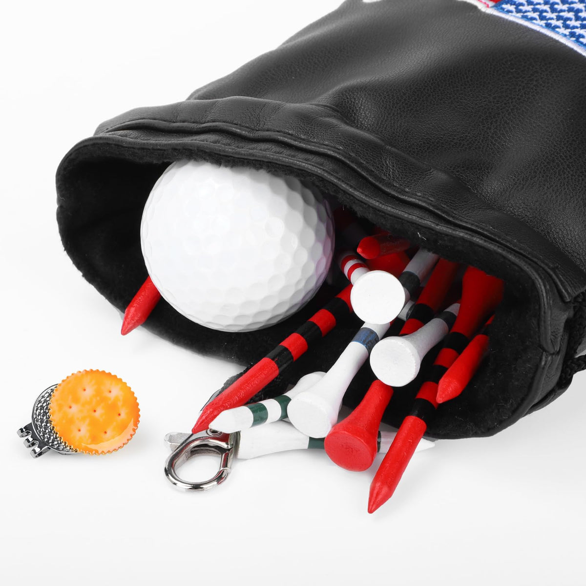 Hooked On Golf durable PU leather stays stylish and easy to wipe clean after rounds.