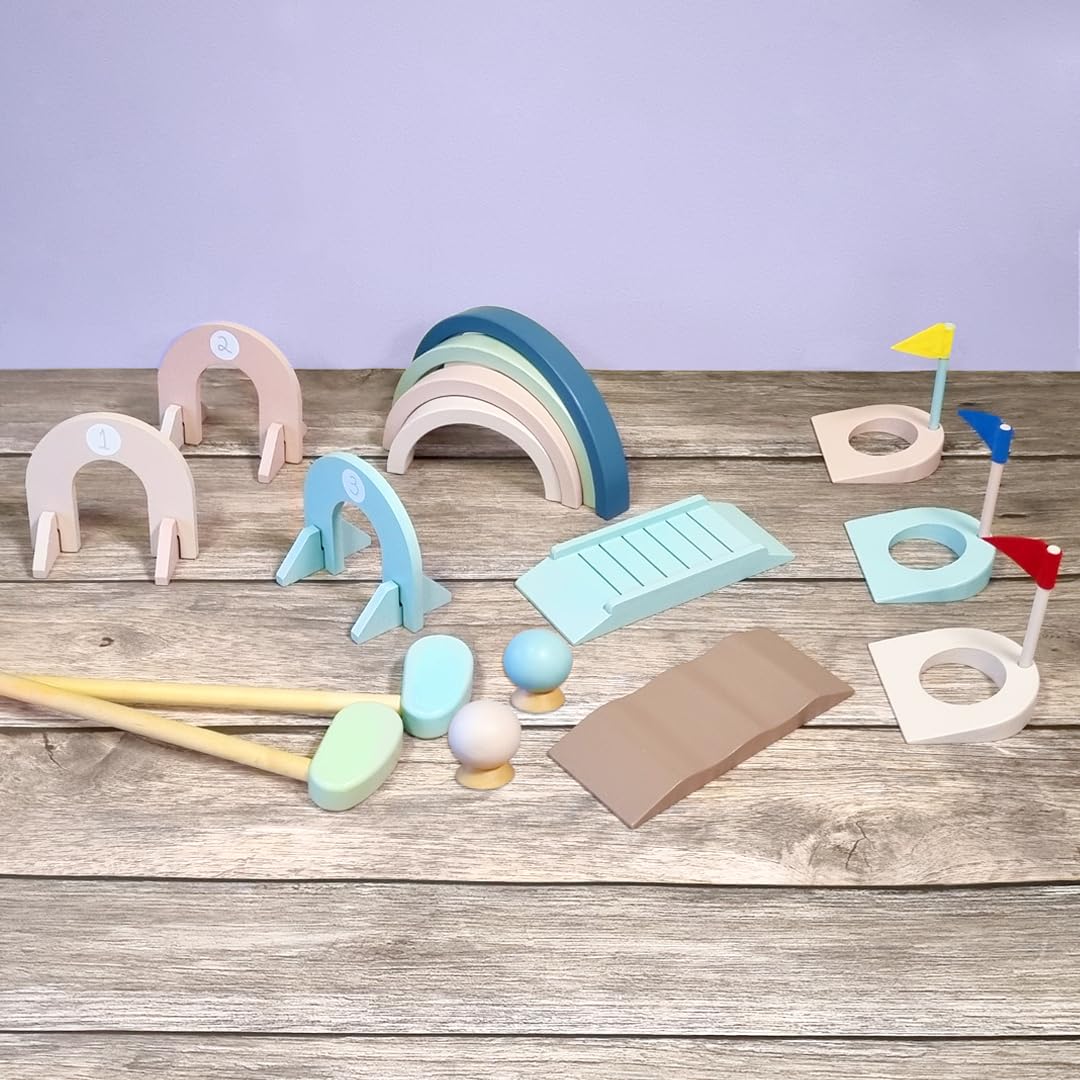 House of Marbles packaging for eco-conscious mini golf set reduces waste