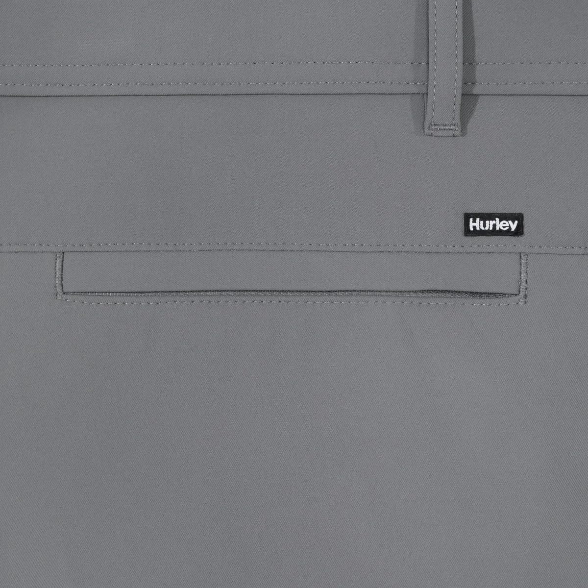 Hurley water-repellent pants – close-up pocket, practical storage for everyday use.