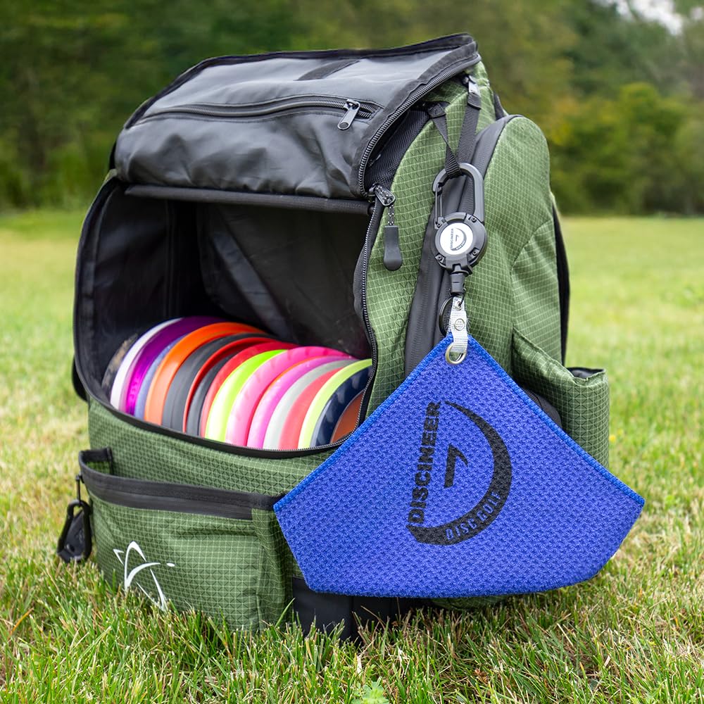 HYZER HOUND DISCS Discineer towel designed in the USA for quality.