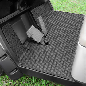 iLSKW Drive2 full-coverage floor mat protects Yamaha interior from dirt and wear