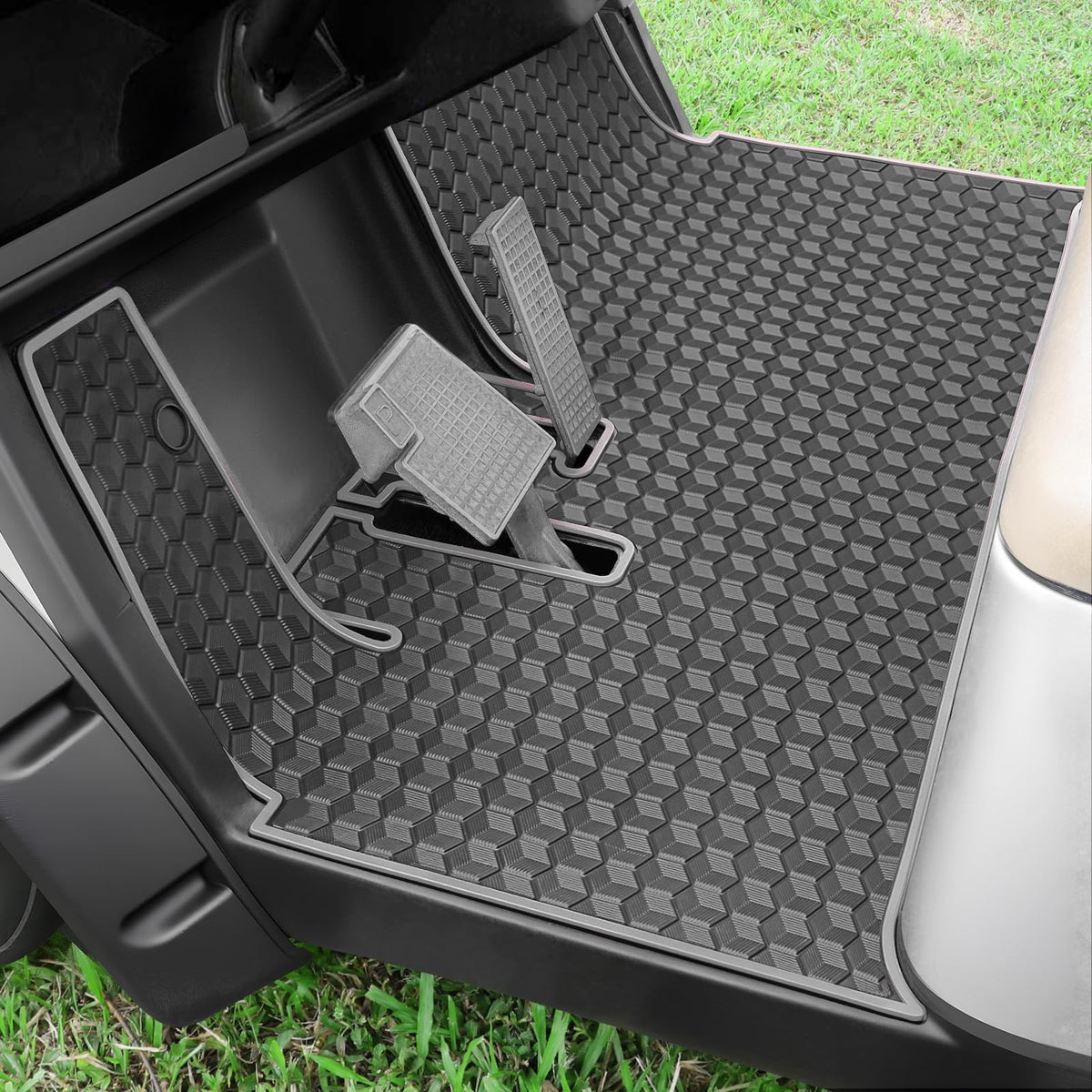 iLSKW golf cart floor mat for Yamaha Drive2 shows precise fitment and full coverage.