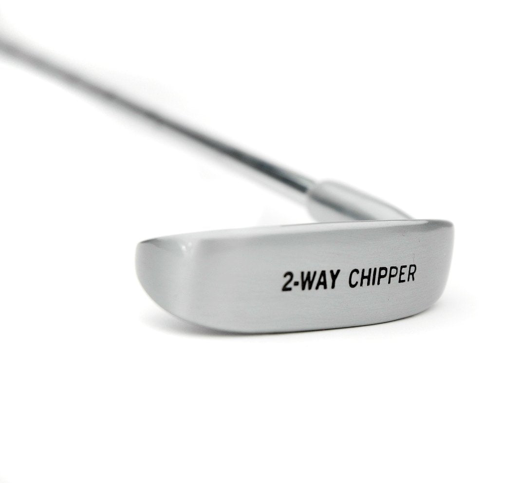 Pinemeadow Two Way Chipper in hand shows left-right compatibility for on-course flexibility.