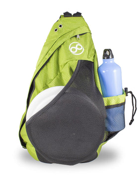 Infinite Discs Slinger backpack front pocket stores up to 10 discs for quick access.