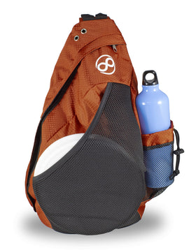 Infinite Discs Slinger backpack main compartment stores up to 10 discs for quick access during rounds.