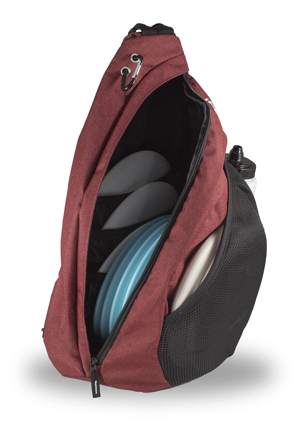 Front putter pouch holds two putters or oversized discs for easy access.