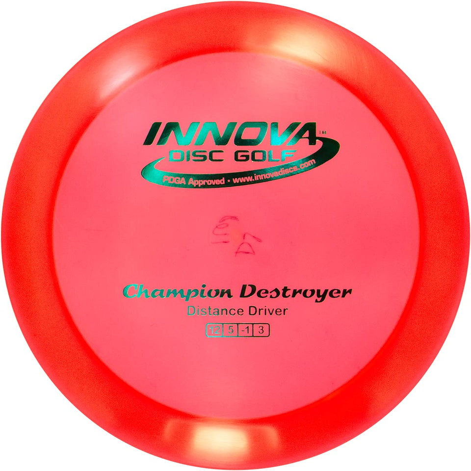 Innova Destroyer in flight delivering long distance with wind resistance.