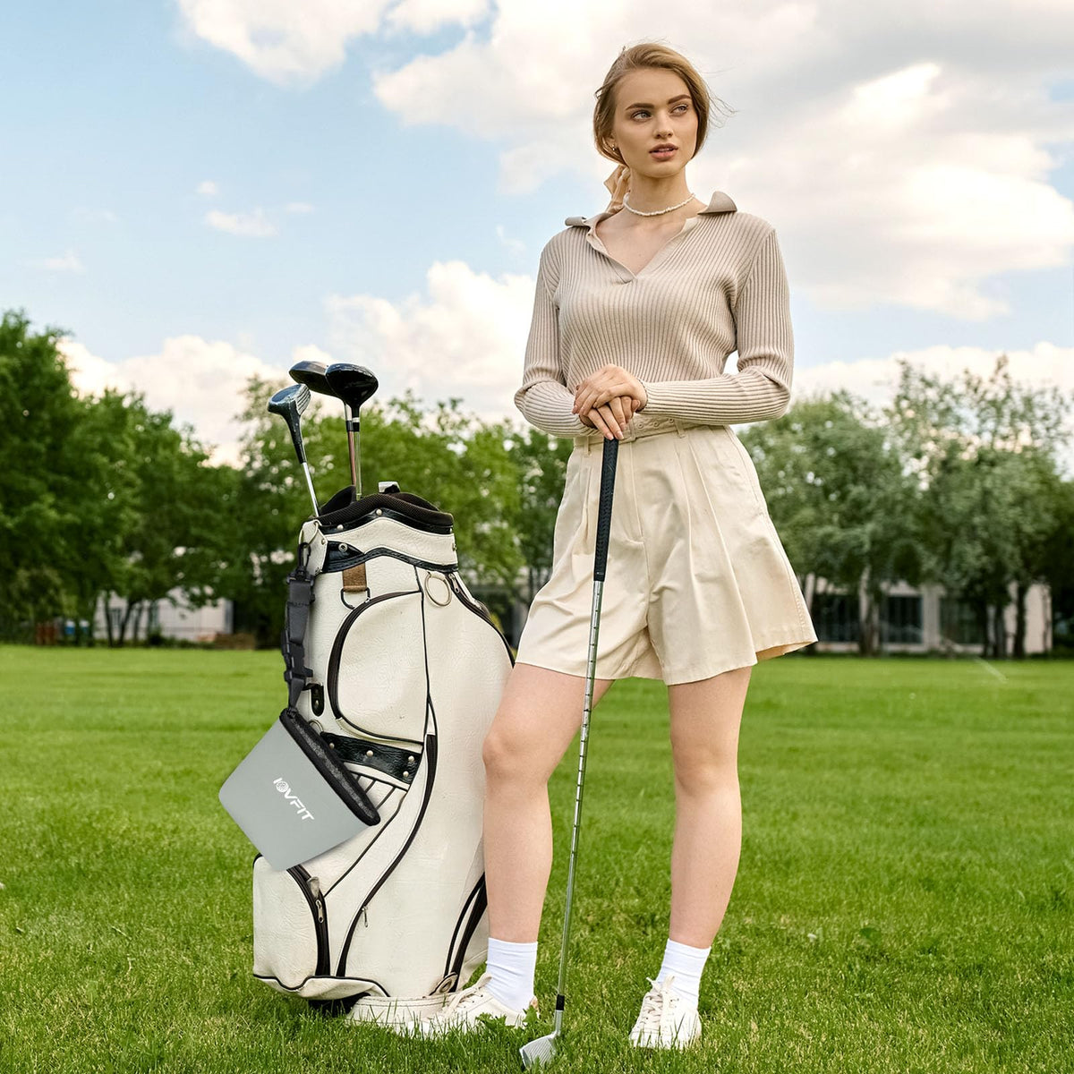iovfit golf cleaner’s all-weather neoprene shell resists rain and wear