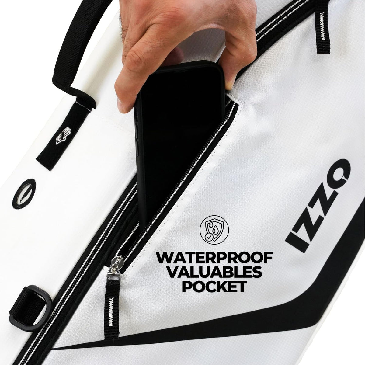 Izzo Ultra-Lite Stand Bag integrated SmartGRIP handle for secure lifting and handling.