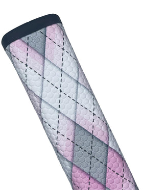 Jackputts PARgyle midsize grip in hand aids smooth-length putts on the green.