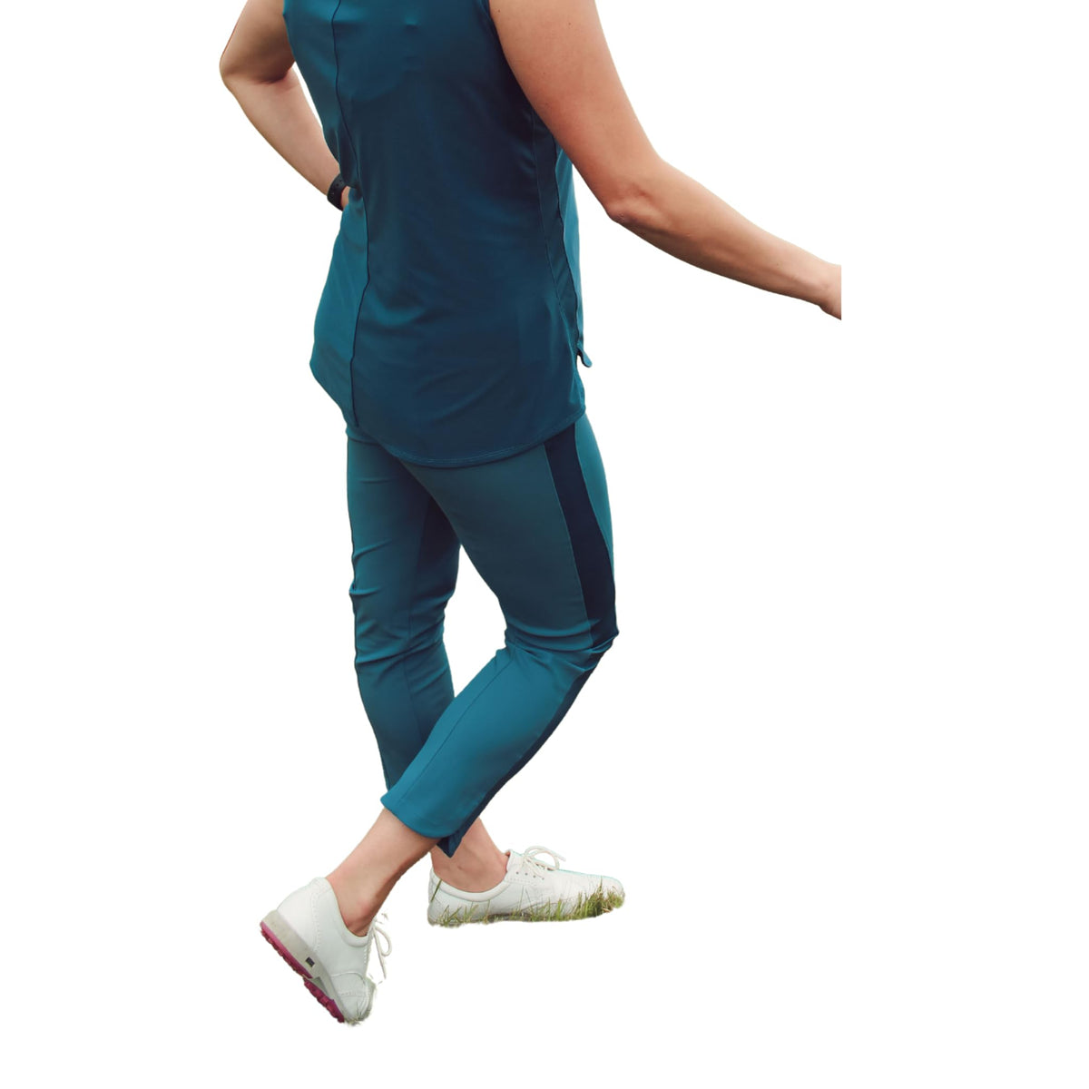 Jane Fifteen Thirty women's golf pant waistband stays in place for secure, comfortable wear.