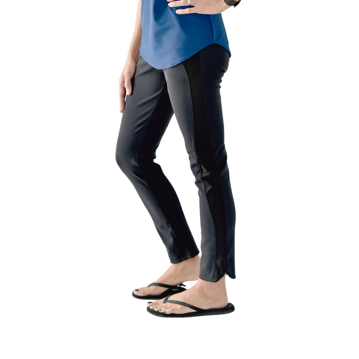 Jane Fifteen Thirty pant with no sag design stays in place through full swings.
