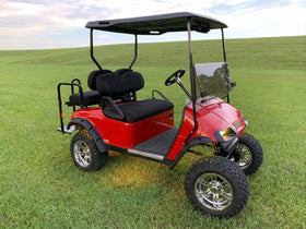 Washable seat cover cleans quickly after muddy or rainy days.
