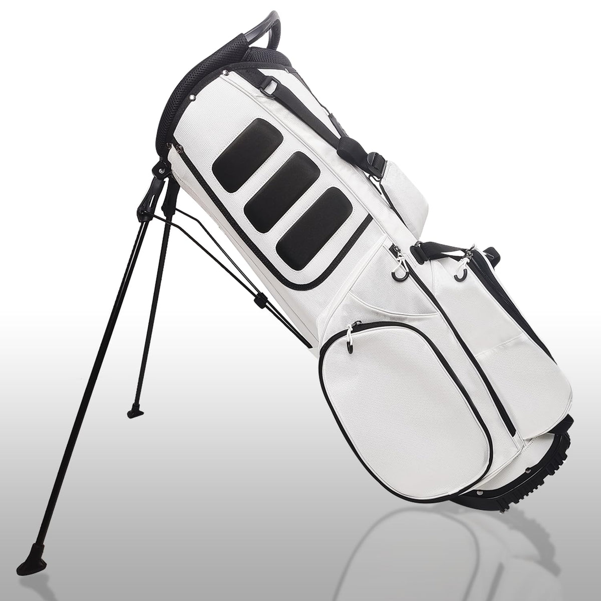 JDSZM bag includes towel ring and glove attachment for quick gear access.