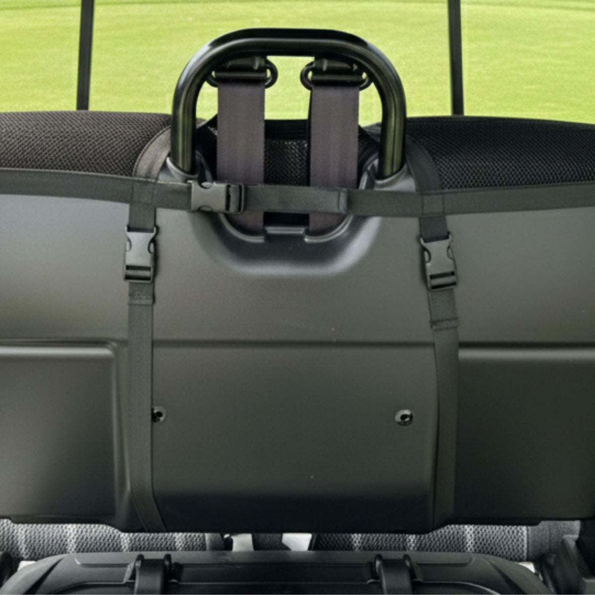 Jioy all-weather protection guards D5 upholstery from UV and dirt.