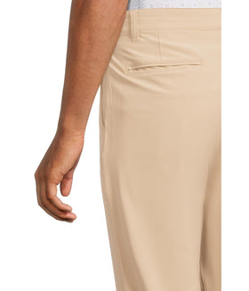 Back pocket with zipper on XC4 pants for secure storage