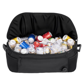 KEMIMOTO side pockets keep snacks and balls within reach on the course.
