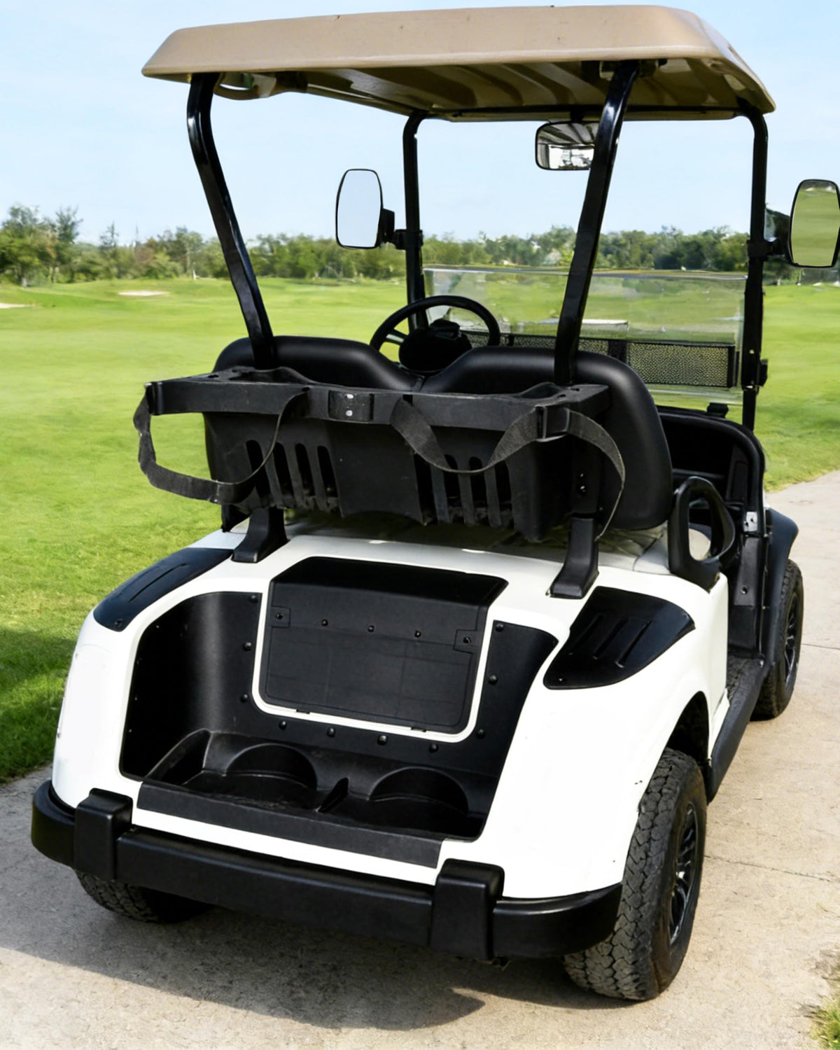 KEWISAUTO easy-clean surface makes maintenance simple after outdoor use.