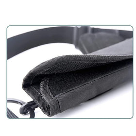 KinWorks minimalist design bag keeps your clubs organized during practice sessions
