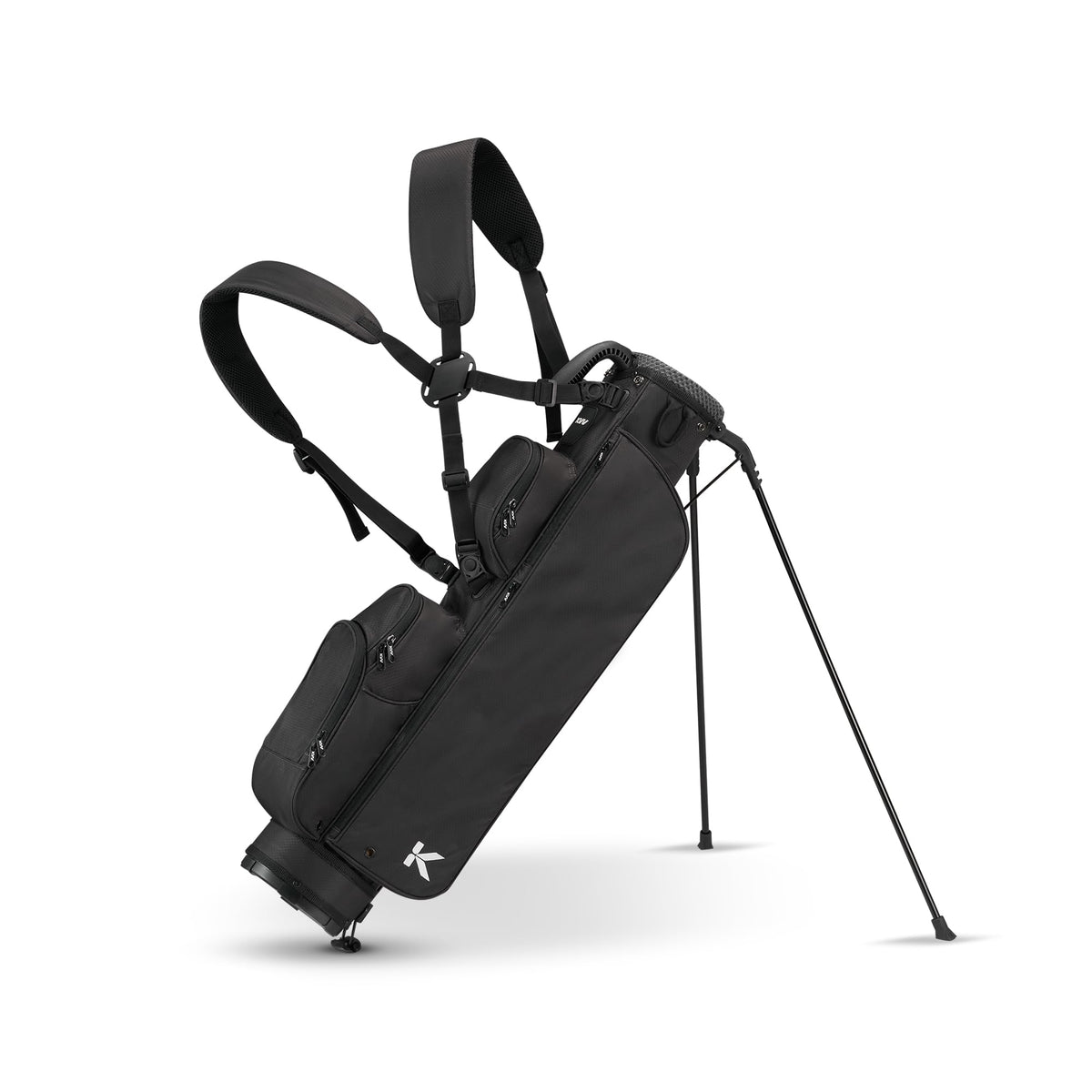 KVV lightweight pitch and putt bag front view highlights compact size and ergonomic carry.