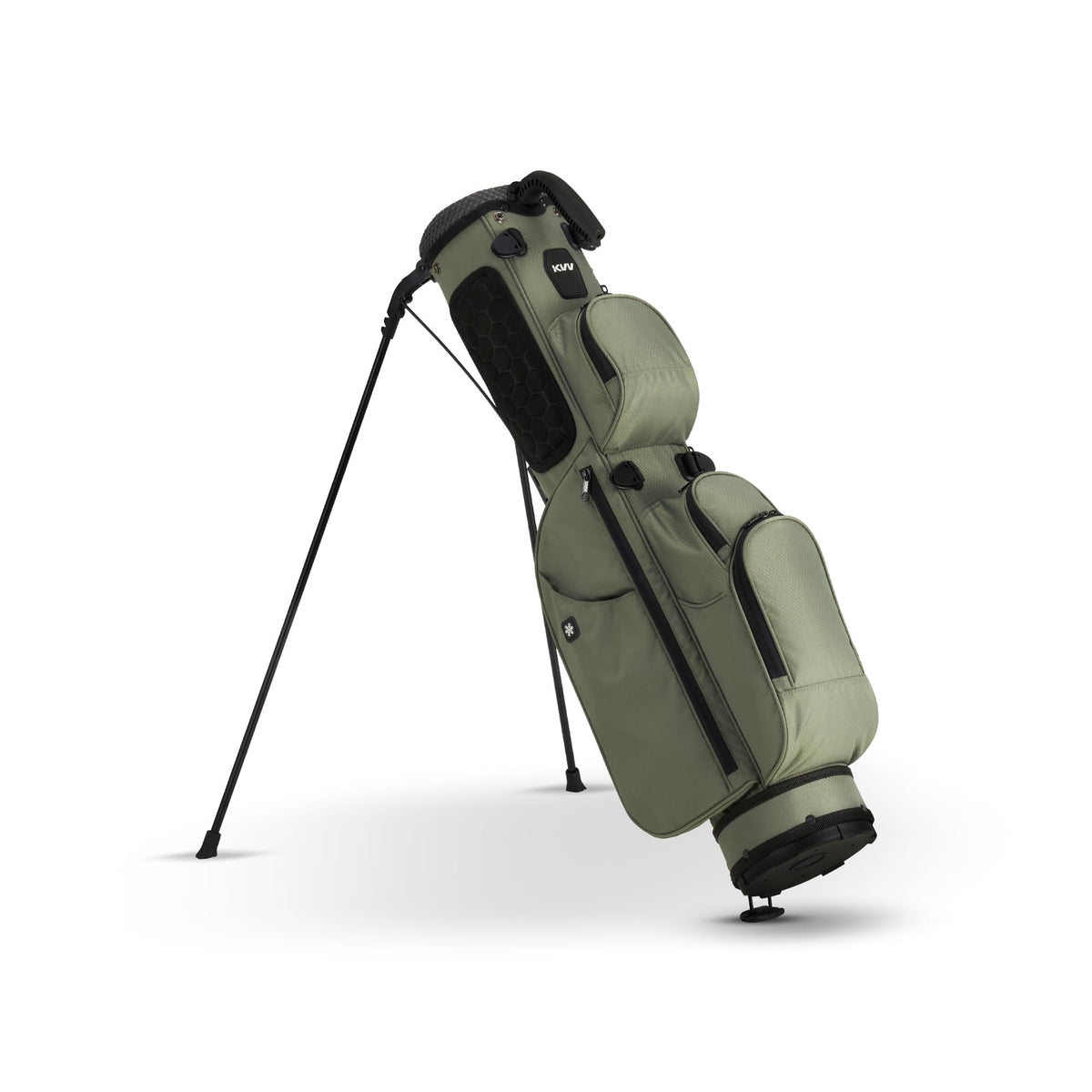 KVV bag side strap adjustment highlights customizable carrying comfort on the course.