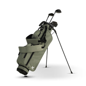 KVV lightweight stand base demonstrates stable support during club retrieval.