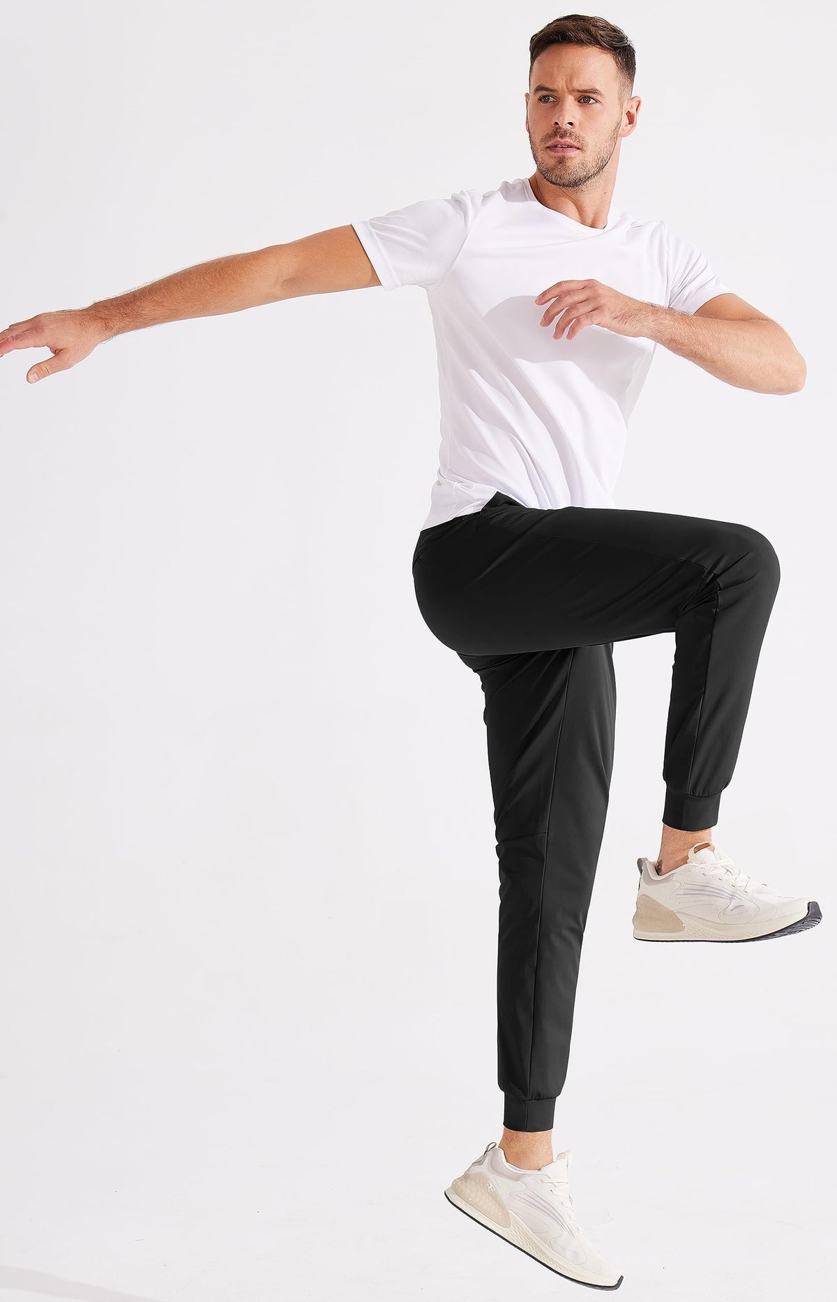 Libin men's golf pants tapered ankle, streamlined look for any casual or sporty setting.